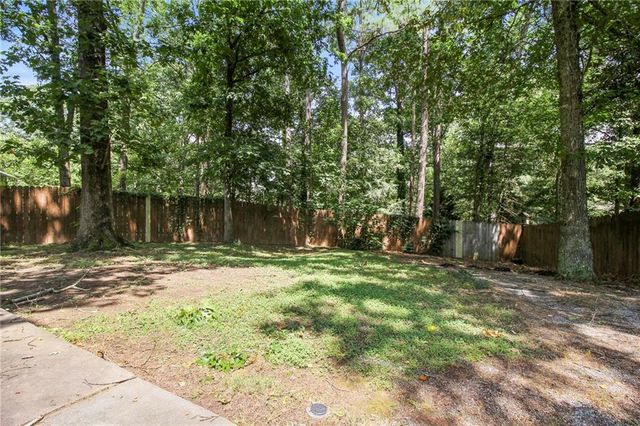 455 Barrington Drive W, Roswell, GA 30076