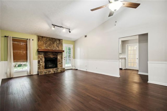455 Barrington Drive W, Roswell, GA 30076