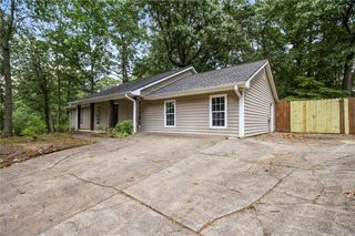 455 Barrington Drive W, Roswell, GA 30076