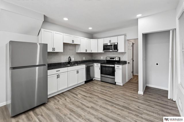 2506 N 66 Avenue, Omaha, NE 68104