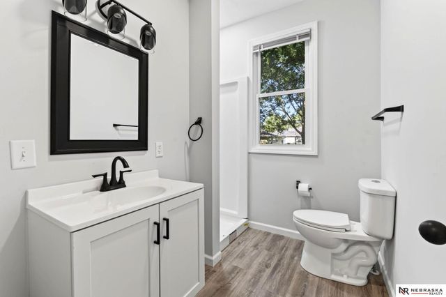 2506 N 66 Avenue, Omaha, NE 68104