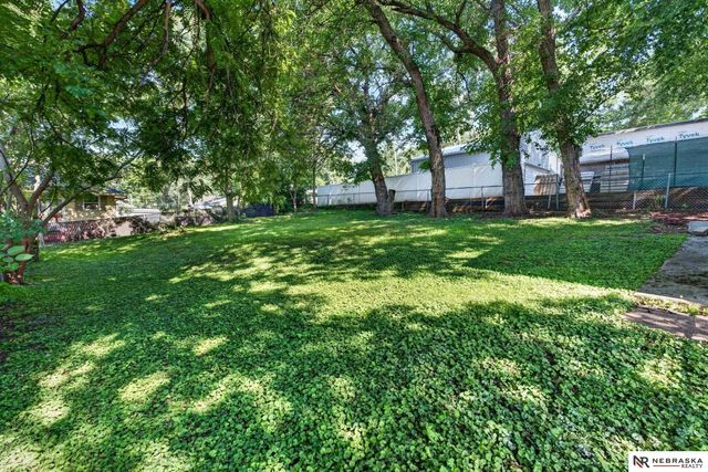 2506 N 66 Avenue, Omaha, NE 68104