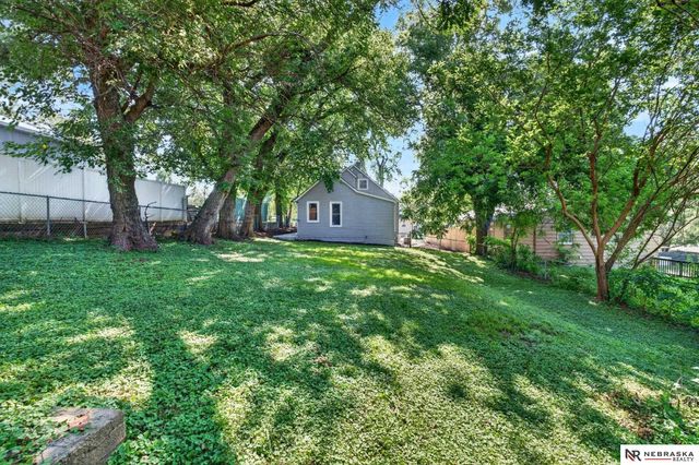 2506 N 66 Avenue, Omaha, NE 68104