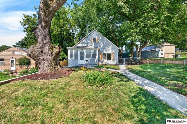 2506 N 66 Avenue, Omaha, NE 68104