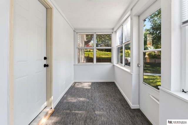 2506 N 66 Avenue, Omaha, NE 68104