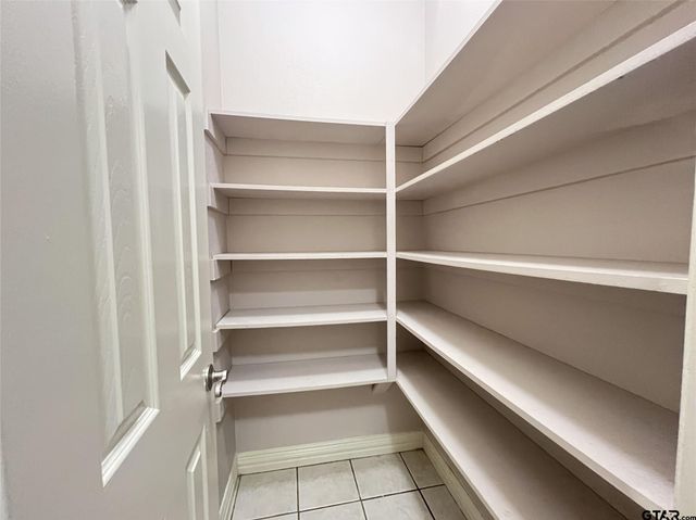 337 CR 4719, Cumby, TX 75433