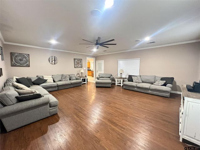 337 CR 4719, Cumby, TX 75433