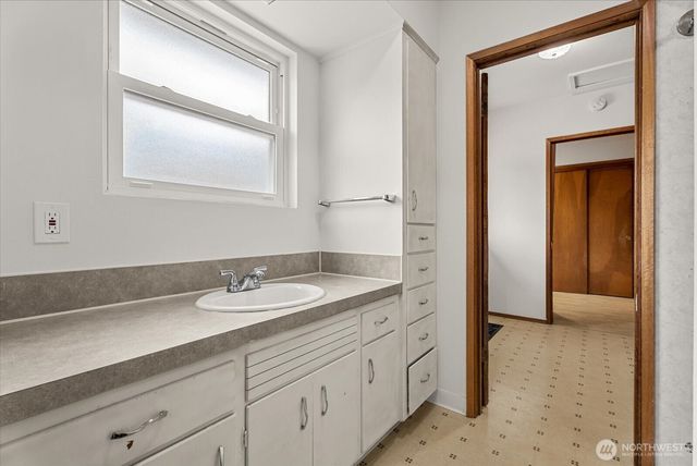 7502 Beverly Lane, Everett, WA 98203