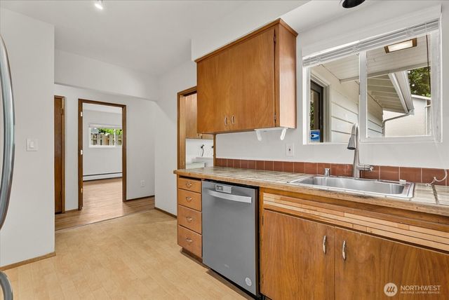 7502 Beverly Lane, Everett, WA 98203