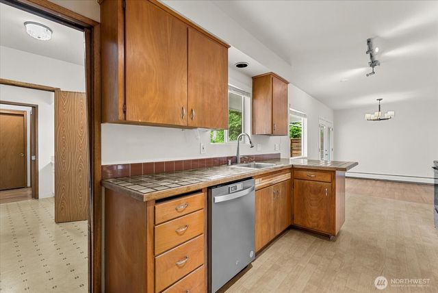 7502 Beverly Lane, Everett, WA 98203