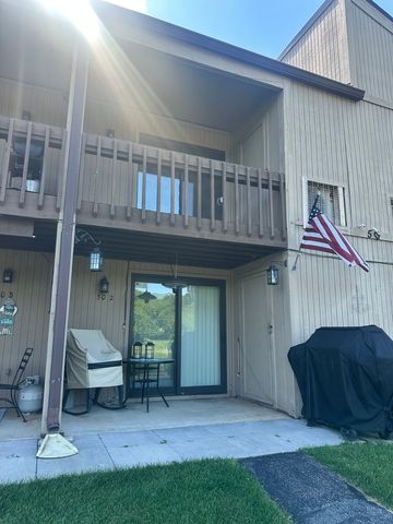 50 Oak Hill Colony 7, Fox Lake, IL 60020