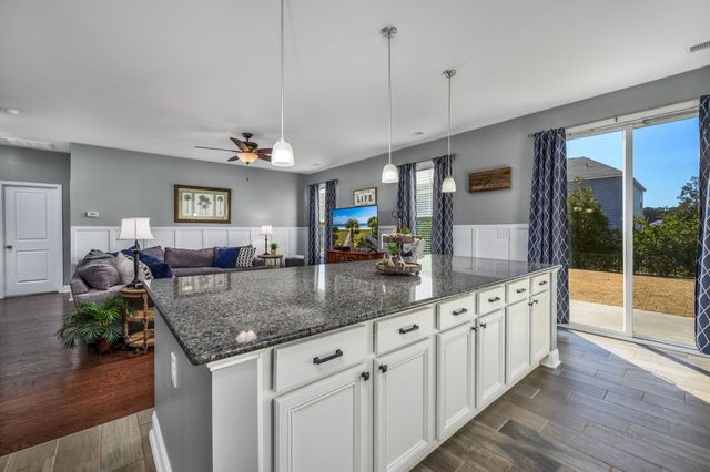 2705 Scarecrow Way, Myrtle Beach, SC 29579