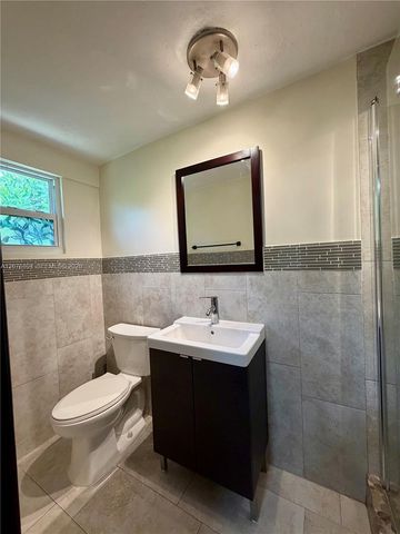 1309 S 23rd Avenue, Hollywood, FL 33020