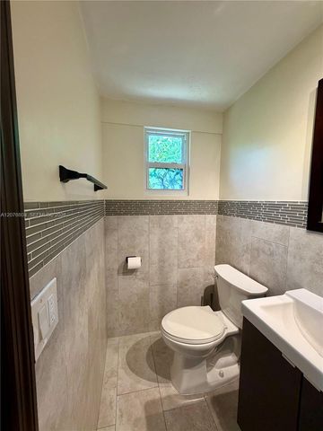 1309 S 23rd Avenue, Hollywood, FL 33020