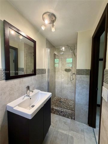 1309 S 23rd Avenue, Hollywood, FL 33020
