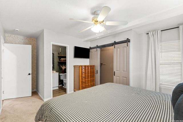 1214 London St, Castroville, TX 78009