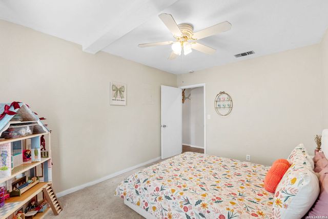 1214 London St, Castroville, TX 78009