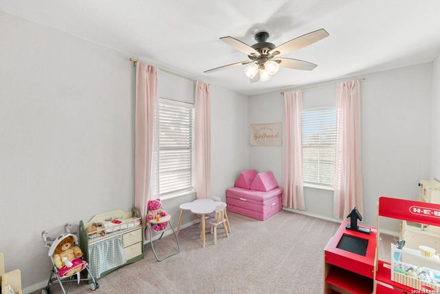 1214 London St, Castroville, TX 78009