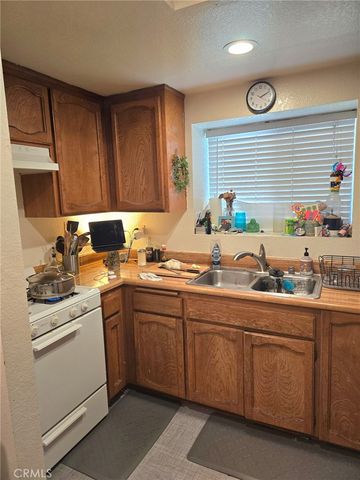 107 E Baseline Road, San Dimas, CA 91773