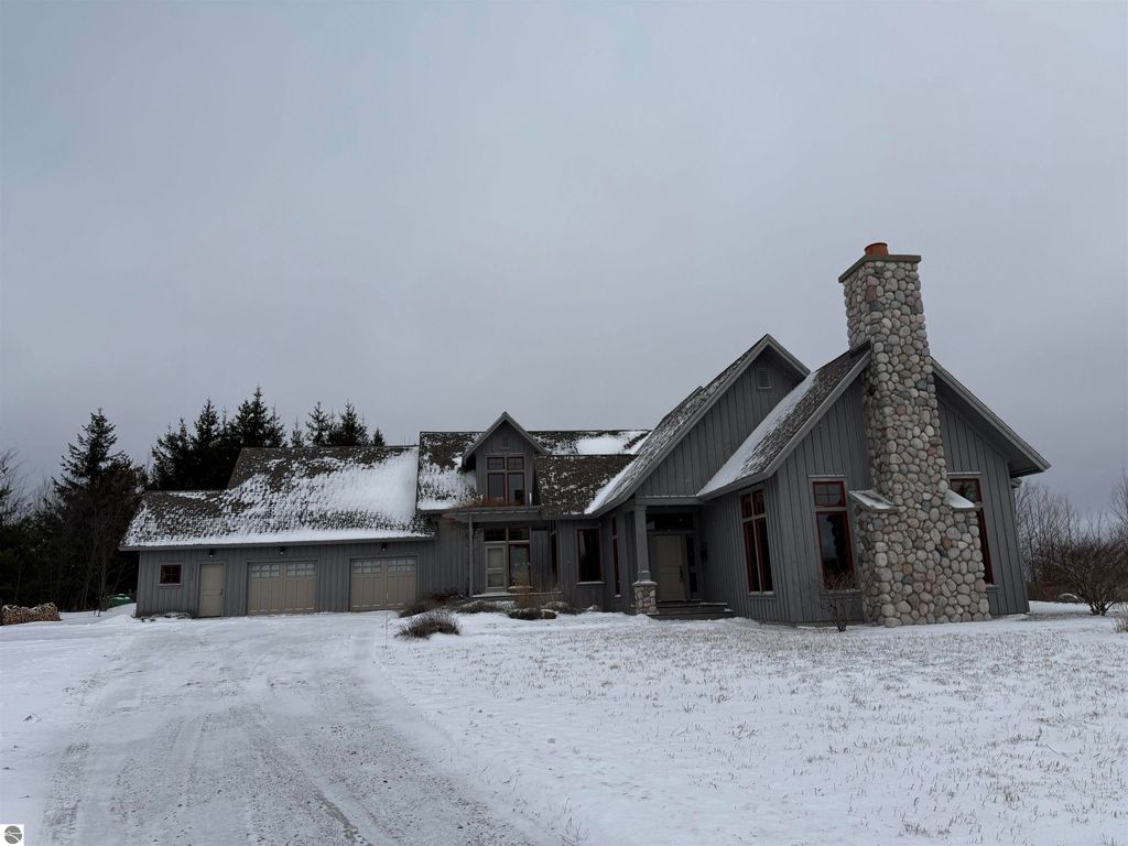 Image 2 of property listing at 10155 E Engles Road, Northport, MI 49670