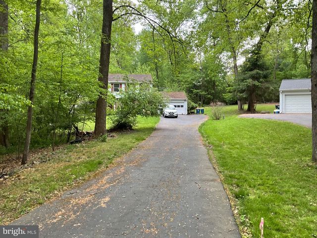 12321 FOLKSTONE DR, Herndon, VA 20171