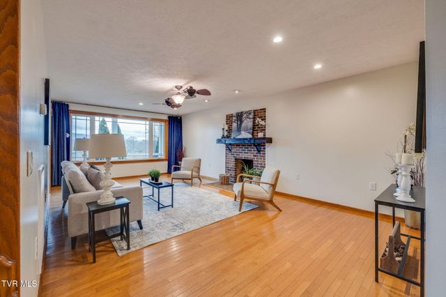 355 Huckleberry Road, Bluff City, TN 37618