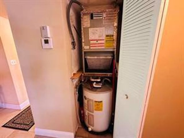 3099 NW 48th Avenue 253, Lauderdale Lakes, FL 33313