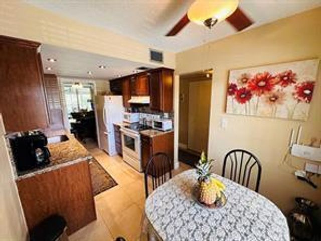 3099 NW 48th Avenue 253, Lauderdale Lakes, FL 33313