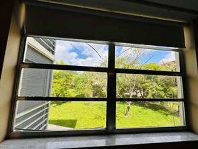 3099 NW 48th Avenue 253, Lauderdale Lakes, FL 33313