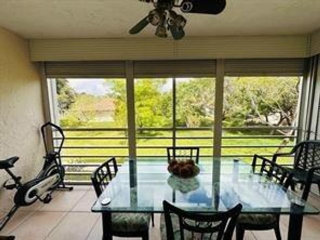 3099 NW 48th Avenue 253, Lauderdale Lakes, FL 33313