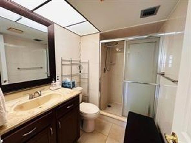 3099 NW 48th Avenue 253, Lauderdale Lakes, FL 33313