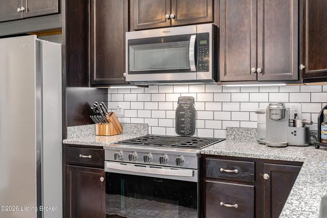 4806 Deer Creek Pl, Smithfield, KY 40068