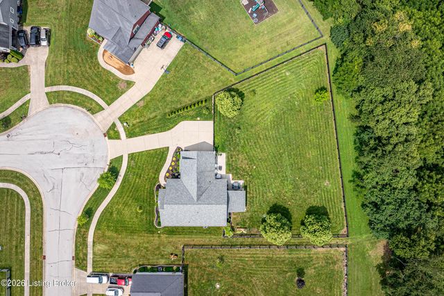 4806 Deer Creek Pl, Smithfield, KY 40068