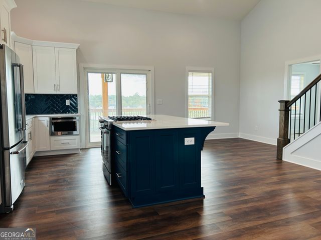 425 Smokey Road, Newnan, GA 30263