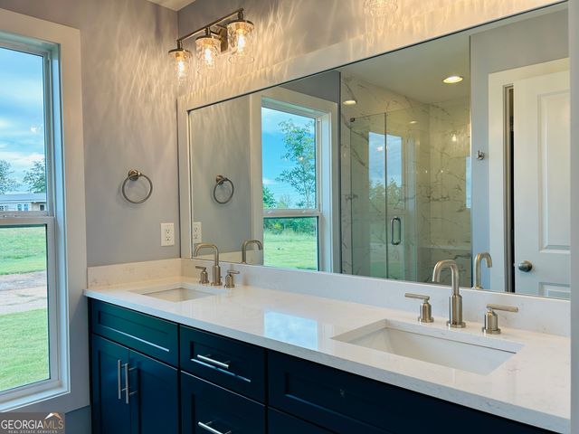 425 Smokey Road, Newnan, GA 30263