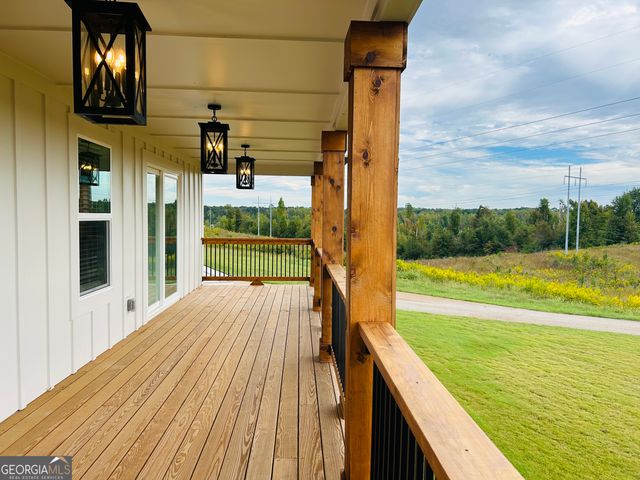 425 Smokey Road, Newnan, GA 30263