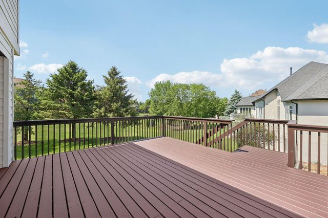 10175 Powers Lake Trail, Woodbury, MN 55129