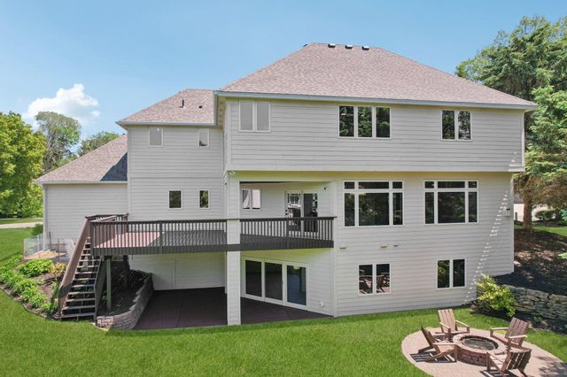 10175 Powers Lake Trail, Woodbury, MN 55129