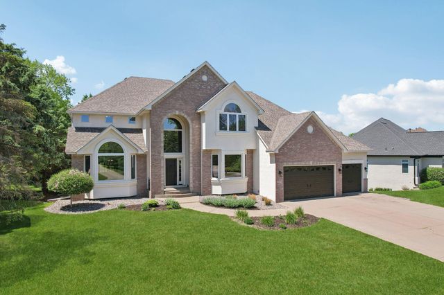 10175 Powers Lake Trail, Woodbury, MN 55129