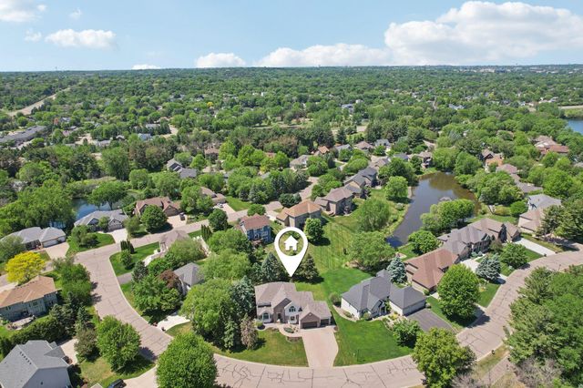 10175 Powers Lake Trail, Woodbury, MN 55129