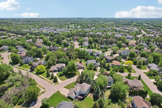 10175 Powers Lake Trail, Woodbury, MN 55129