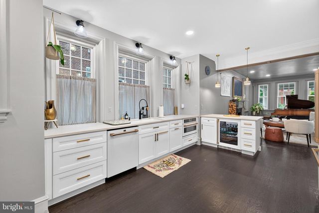 1110 N BROOM ST, Wilmington, DE 19806