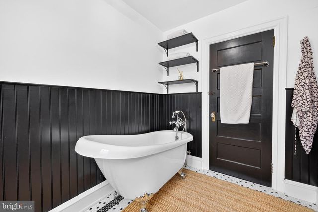 1110 N BROOM ST, Wilmington, DE 19806