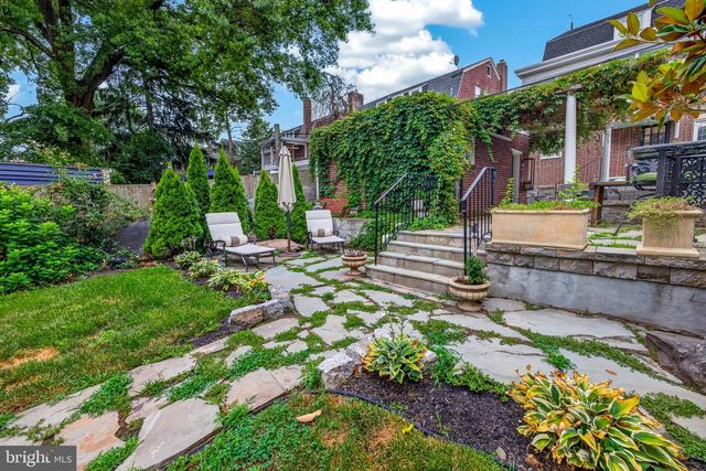 1110 N BROOM ST, Wilmington, DE 19806