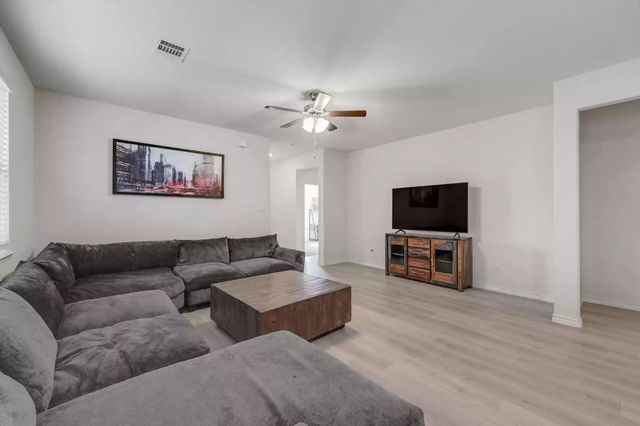 2721 Franklin Drive, Celina, TX 75009