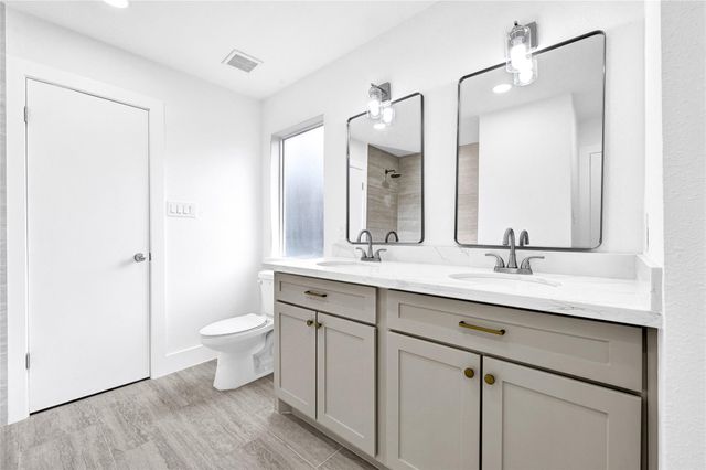 14411 Briarhills Parkway, Houston, TX 77077