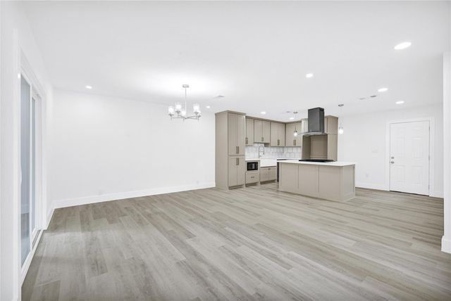 14411 Briarhills Parkway, Houston, TX 77077