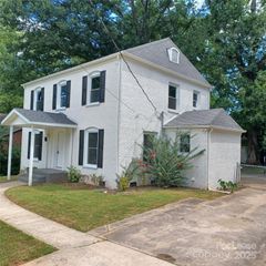 5717 Ruth Drive, Charlotte, NC 28215