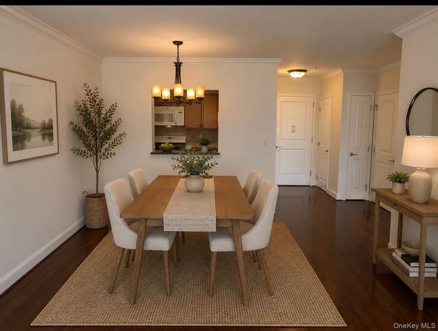 130 Post Avenue 224, Westbury, NY 11590