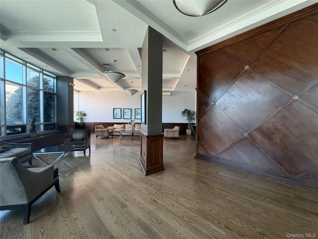 130 Post Avenue 224, Westbury, NY 11590